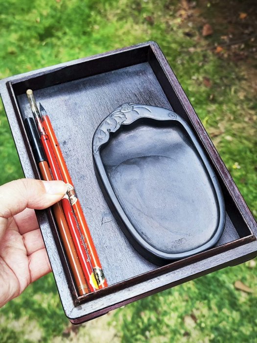 嚴選日本古文房珍藏，雨畑硯臺盒，百年手工藝術珍品536 克日本老物磨
