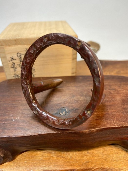 Ｎ２５４　蓋置　『金谷五良三郎造』『砂張銅』『笹蓋置』　共箱　茶道具 N254 蓋置 『金谷五良三郎造』『砂張銅』『笹蓋置』 共箱