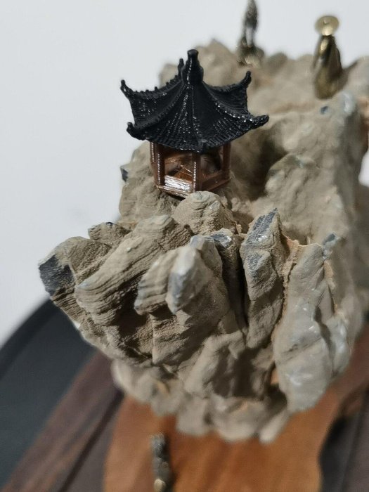 靈璧石滴水蓮花紅酸枝底座原石未刷案頭擺放收藏觀賞桂林山水靈璧石