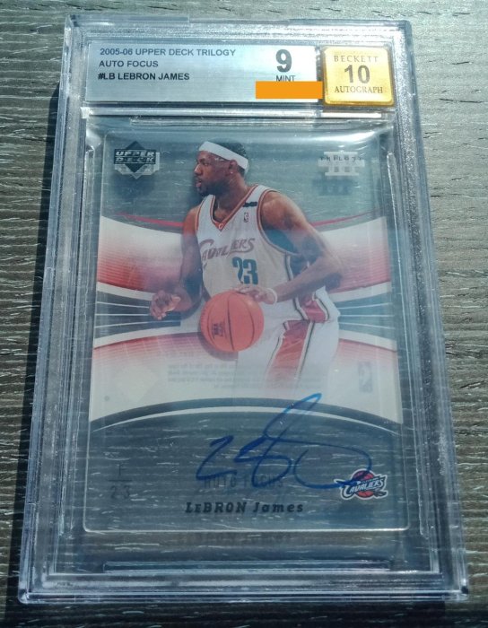 詹皇 Lebron James 2005 Trilogy AutoFocus 簽名卡 BGS 9 / 10