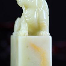 老礦壽山22號礦芙蓉石【題材】古獸【規格】36-36-87 印石原石收藏