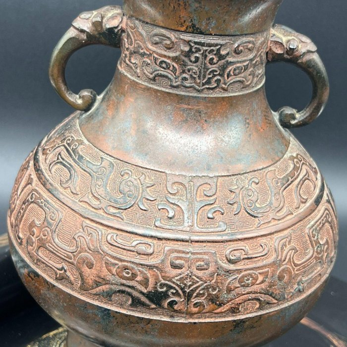 PR56 銅 饕餮紋 花入 日本高岡銅花器，饕餮紋獸耳設計，精美古流派茶道專用花瓶，適合茶席