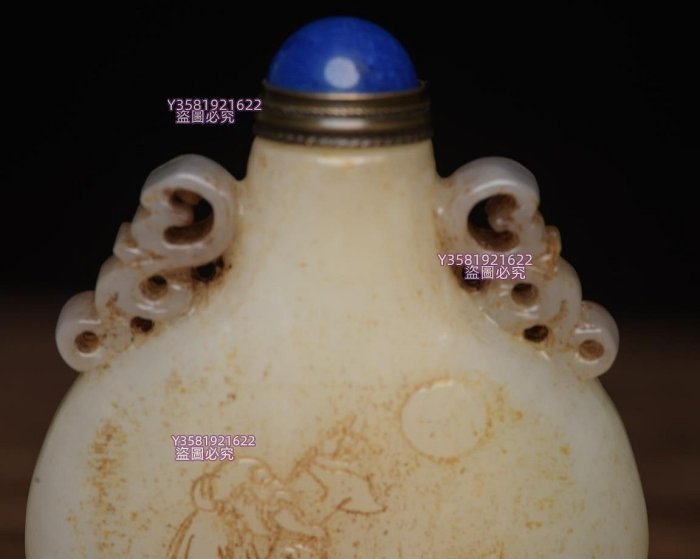 和田玉鼻煙壺4規格: 6.1×4.8×1.3厘米，重62克。 玉質溫潤細膩玉獸玉佩