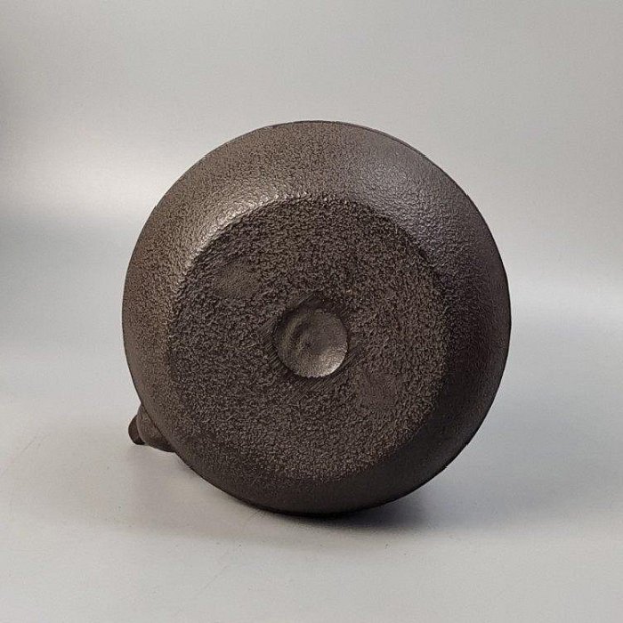 橋本辰敏手工打造日本老壺，龜甲地紋鐵瓶，未使用附原箱高20.4cm 釜師
