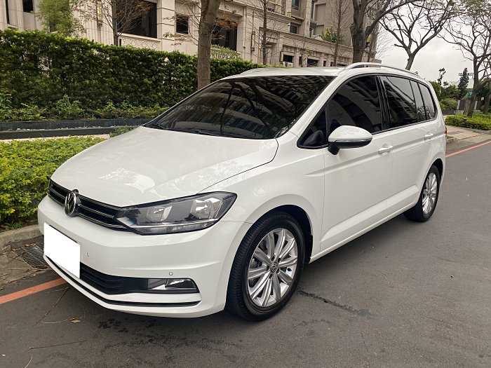 ☺艾比優選 2018 VOLKSWAGEN TOURAN 七人座 有ACC跟車