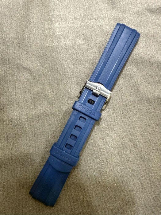 Omega 海馬 潛水300米 原廠橡膠錶帶 原廠膠帶