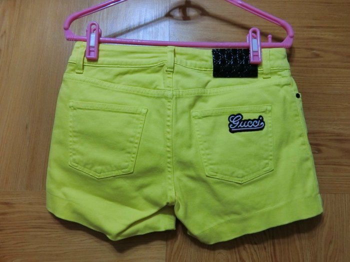 Gucci短褲(黃)：a269