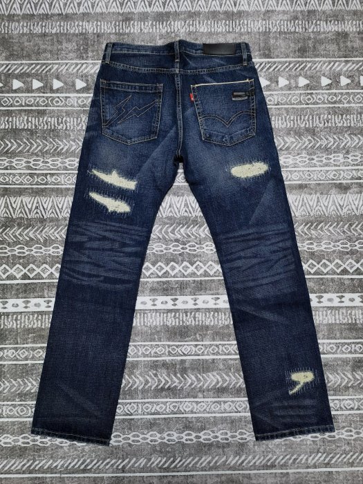【レアモデル】Levi’s Fenom FRAGMENT 505 W30 レアモデル】Levi's Fenom FRAGMENT 505 W30 - メルカリ