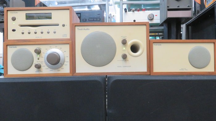 柯南唱片】 主動式喇叭Tivoli Audio Model TWO 2 + Subwoofer重低音+CD