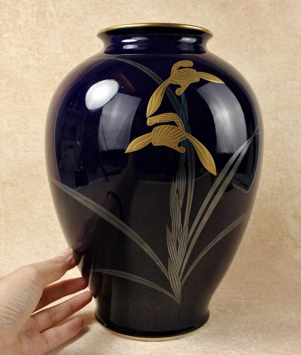 香蘭社　花瓶　壺　金彩 香蘭社 花瓶 香蘭社 花瓶 壺 金彩 ルリ金彩葡萄）花瓶«花瓶