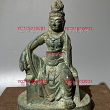 古董，明代佛像，藏友旧藏寄賣，青銅製古美術品，高3⃣️1⃣️cm，重4100克 青銅自在觀音佛像，古樸典雅，包漿自然。高度約10厘米，適合收藏或擺放