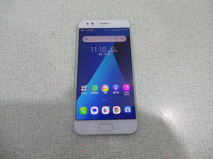 ASUS ZenFone 4 ZE554KL 4G/64G Z01KDA 功能正常 賣場另有 ZB631KL