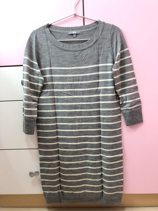UNIQLO 女版針織及膝洋裝