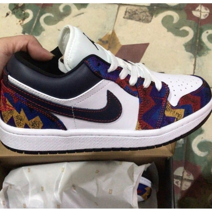 jordan 1 low se sweater