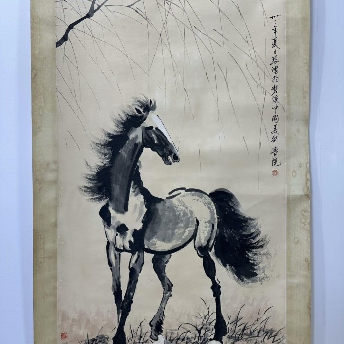 【旧蔵逸品・純手描き】徐悲鴻款 四条屏 中堂画「駿馬図」宣紙手描き 徐悲鴻】駿馬圖四尺中堂純手繪作品裝裱尺寸:210*81cm左右畫芯尺寸:137