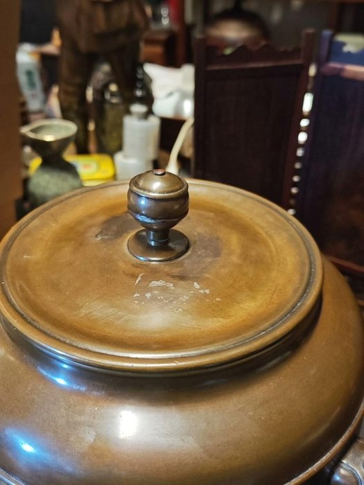 嚴選2180年日本回流唐銅水指，銅質厚重做工精細，直徑18cm，高22cm，重