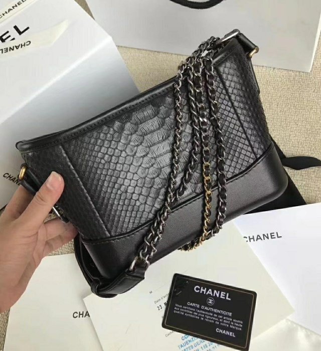 專櫃正品 CHANEL GABRIELLE 小號 流浪包 黑色 絕版蛇皮 金銀鍊（全新福利品！優惠出清換現金）