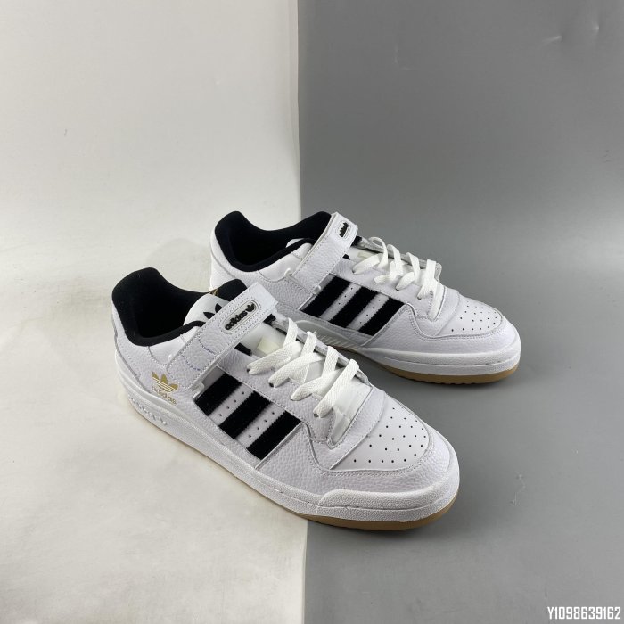 h01924 adidas