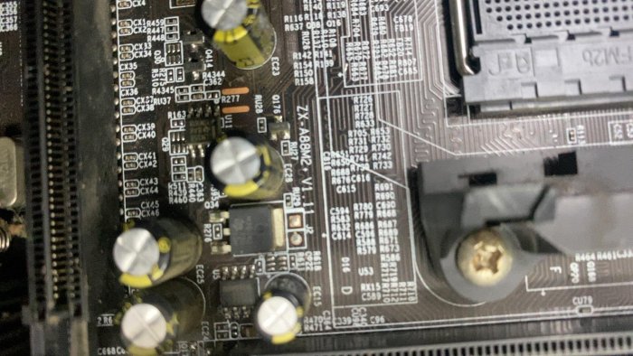 三和電腦配件店】-AMD主板ZX-A88m2+ 工包主板A88002，FM2+黑插槽支持
