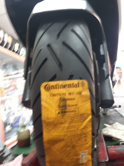 欣輪車業  馬牌 110/70-12 ContiScoot 小馬胎 47P 前輪安裝2200元