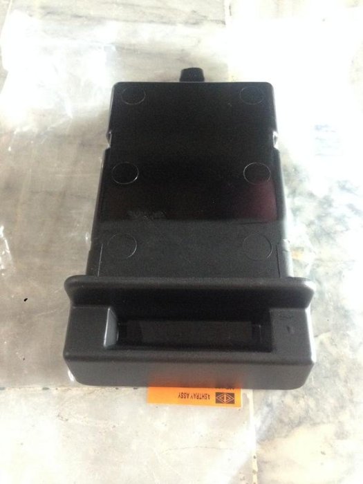 正廠 中華 三菱 得利卡 L300 DE 儀表煙盒 煙灰缸 儀表菸盒 菸灰缸 其它煞車油蓋,保險絲蓋,飾蓋 歡迎詢問