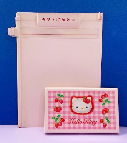 【震撼精品百貨】Hello Kitty 凱蒂貓~三麗鷗 KITTY 日本A4檔案夾/板-草莓#82415