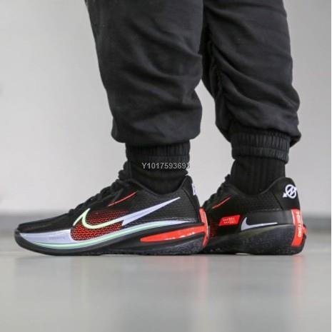 nike zoom gt cut on feet