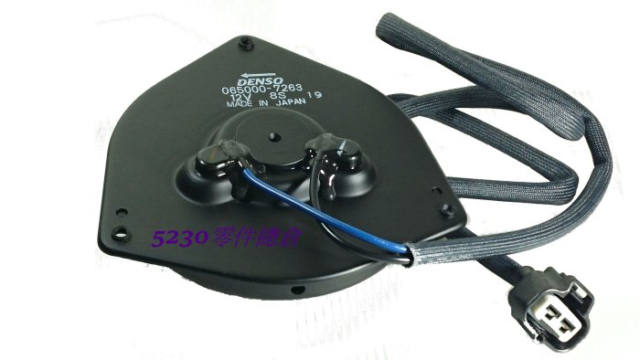 純銀　扇　武峰作 HONG JIN 宏晉8吋伸縮折疊風扇灰色, P90 - 直立型| 酷澎