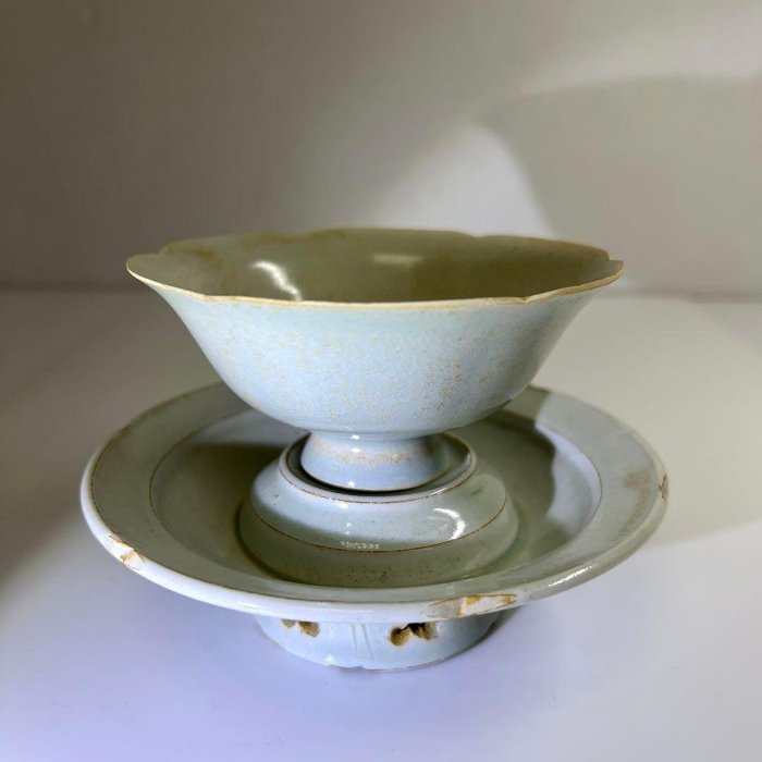中国宋時代　影青盃、盃台　木箱付　高さ9㎝　東Y7-0709⭐︎2Fトコカ 中国宋時代 影青盃、盃台 木箱付 高さ9㎝ 東Y7-0709⭐︎2Fトコカ 中国