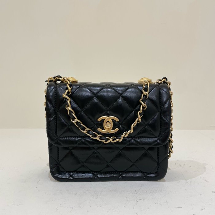 Chanel 豆腐包 菱格紋 小羊皮 金釦 黑色《精品女王全新&二手》