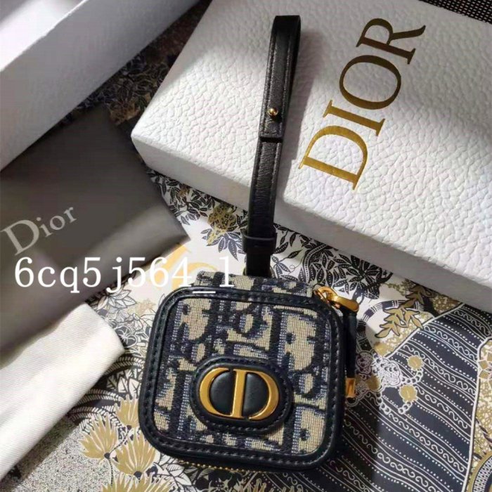 『小寶貝二手』99新 DIOR迪奧 30 MONTAIGNE AIRPODS PRO S2117UTZQ_M928耳機包