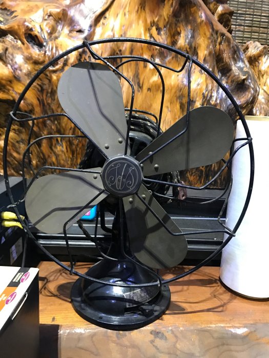 美麗奇原木傢俱 老電扇 155