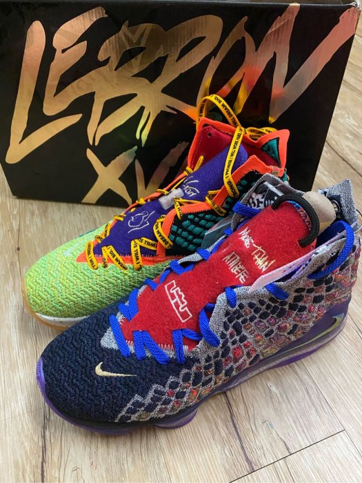 US9 10 全新 LeBron 17 What The 鴛鴦配色 CV8080-900. 自己的鞋子自己黏