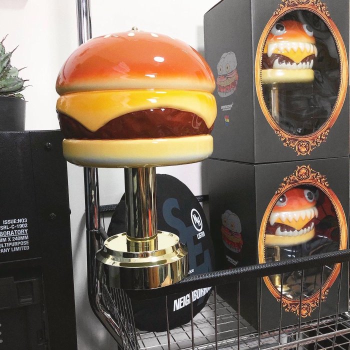 HAMBURGER LAMP 2種セット Undercover x Medicom Toy Hamburger Lamp 漢堡座燈| Yasuee HK