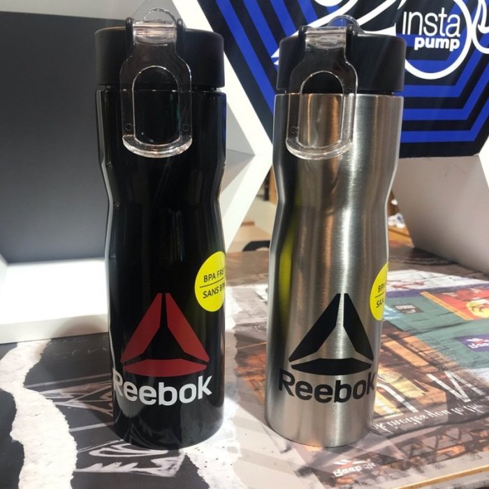 壺 CodE= REEBOK METAL WATER BOTTLE 不鏽鋼運動水壺(黑灰) BP8844