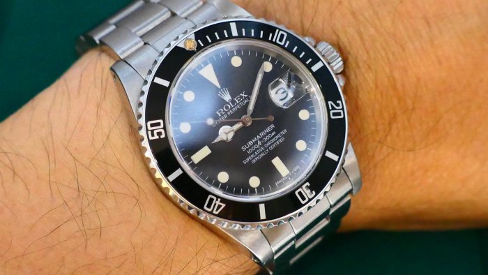 【美好時光】膏藥面黑水鬼1983年份ROLEX勞力士16800超完整大全套 ( 1680 5513 16800 1665 參考）