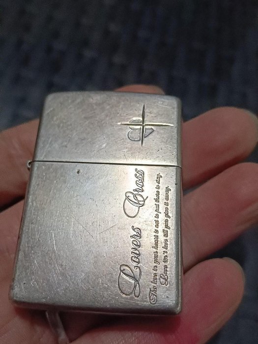 zippo 2個　中古品　完動品 zippo打火機中古品，美國制二手收藏品，銀或鍍銀材質，日本