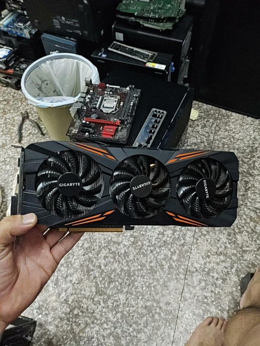 【三和電腦配件店】技嘉GV-N1080G1 GAMING-8GD  GTX1080 8G顯卡 三風扇， 實物圖 測試完好，8P供電