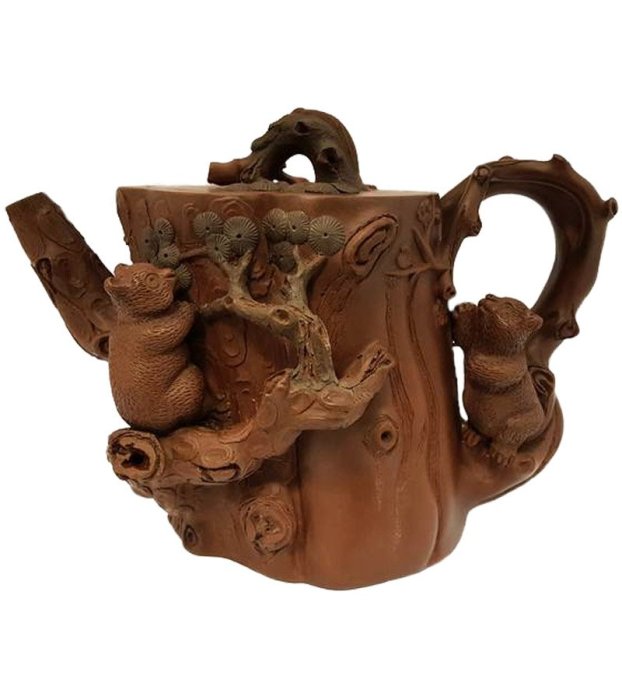 早期紫砂壺,高級工藝美術師作者吳亞克,庚辰年制,蓋子做成井形,壺身小熊