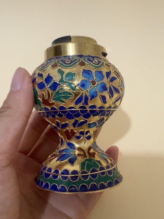 景泰藍打火機銅胎掐絲嚴選琺瑯，藍綠雙色花紋直徑7cm高10.5cm，完美品