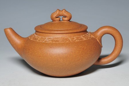 中国古美術　民国期　冬瑞鳳銘　碧玉　紫砂壺 中国古美術民国期冬瑞鳳銘碧玉紫砂壺