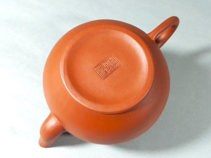 【荊溪惠孟臣製款】唐物 紫砂 朱泥 砲口 孟臣壺 IMG_9638_42d2663c-91b8-4b20-