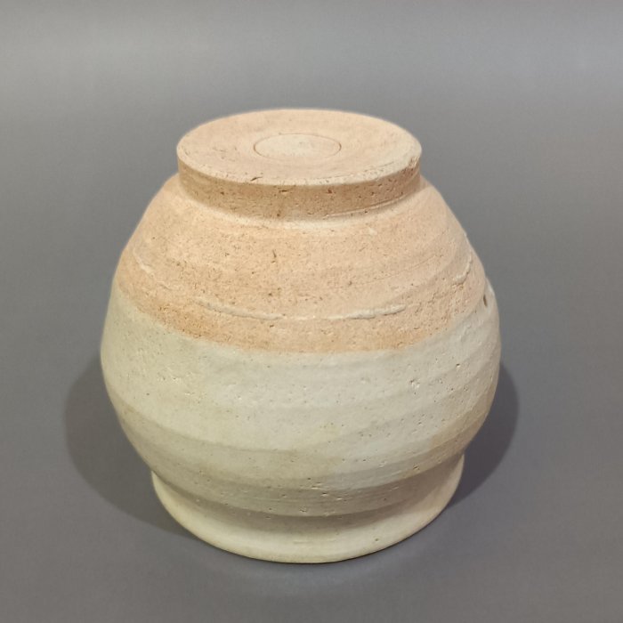 【希少品】中国宋時代　越窯蓋瓶y116 定窯凈瓶宋代黑釉龍首凈瓶，單色釉，品相完好無瑕疵。高約29厘米，底部