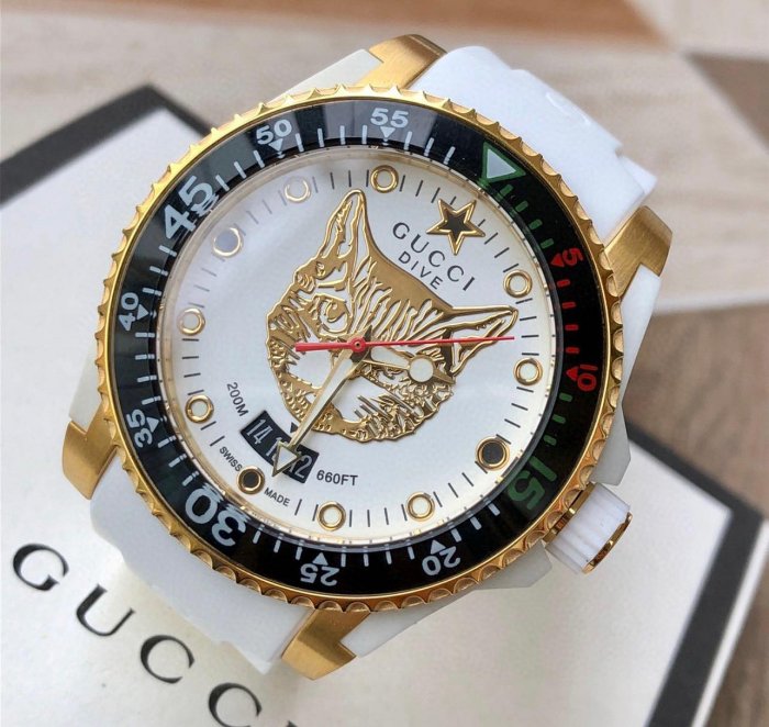 GUCCI Dive 陶瓷圈立體貓咪白色錶盤白色橡膠錶帶石英男士/女士手錶