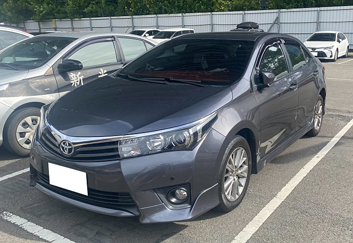 Toyota  Altis便宜代步好車