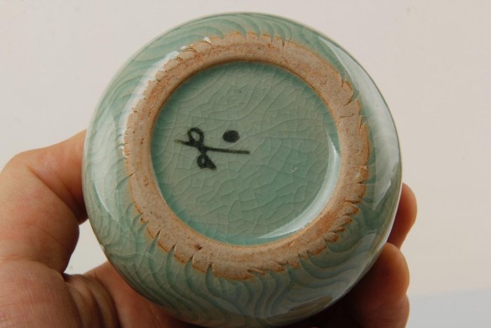 流】韓国人間国宝 申相浩 青磁花瓶 高25.5cm KP604 高麗青磁 申相浩