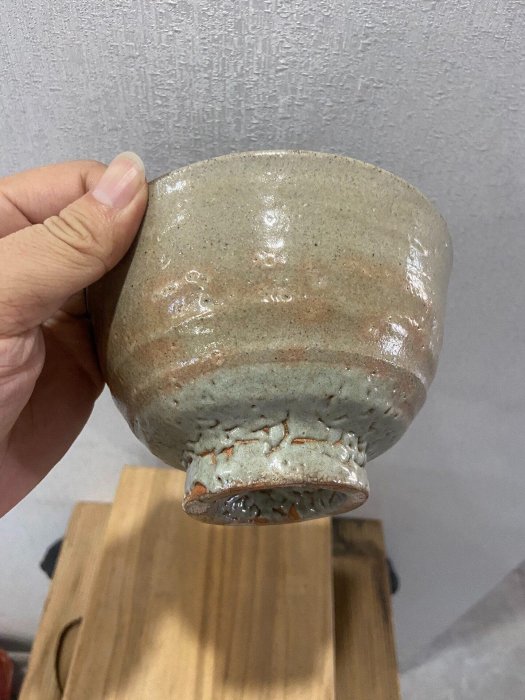 韓國高麗大師徐仙吉力作——井戶茶碗，底部精雕梅花紋，深受千利休推崇