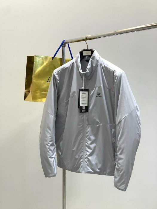 『名品站』KAILAS凱樂石 新款時尚休閒外套 英倫風型男立領外套 原單大牌 專櫃精品高階夾棉運動服夾克511AT112