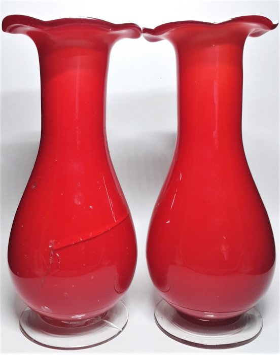 早期日據昭和年代手拉吹製老琉璃玻璃紅色牡丹花瓶一對(有損) 花器