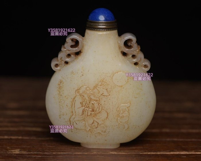 和田玉鼻煙壺4規格: 6.1×4.8×1.3厘米，重62克。 玉質溫潤細膩玉獸玉佩